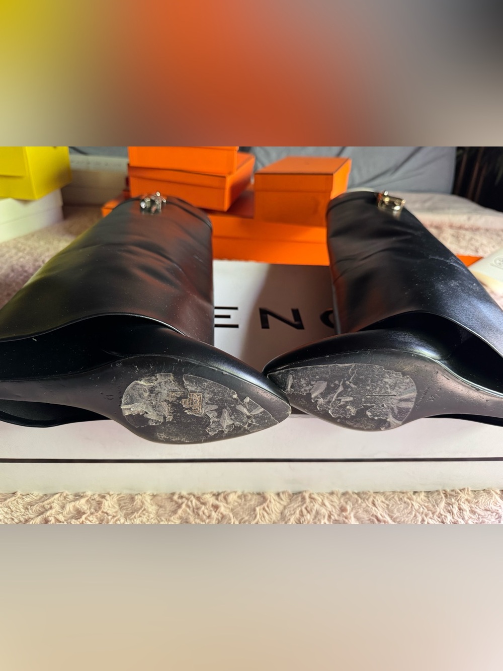Givenchy shark lock Pant boots— Black Leather with Logo Charm. Very comfortable - Picture 4 of 17